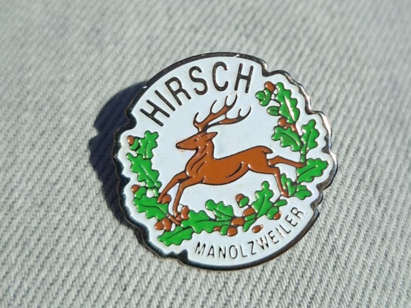 Plaketten & Abzeichen: Pin Hirsch Manolzweiler – Gebraucht aus Erlinsbach von pfunky
