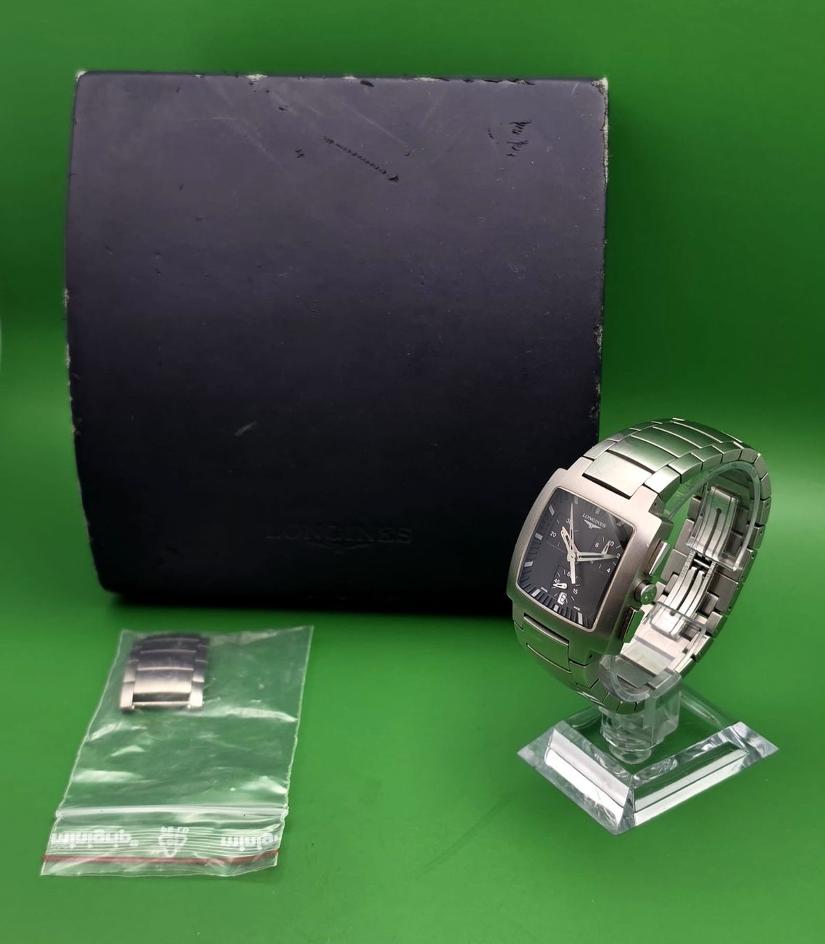 Longines Orologi: LONGINES OPOSITION SQUARE CHRONOGRAPH DATE ALL STAINLESS STE – Usato da Neftenbach venduto da Taschen-Uhren 1