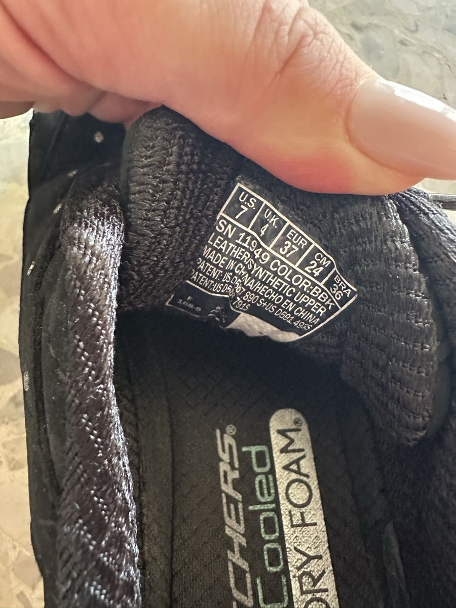 Skechers Chaussures femmes: Skechers Sneaker schwarz  – Neuf (Voir description) à Zufikon par tam_gfx6 3