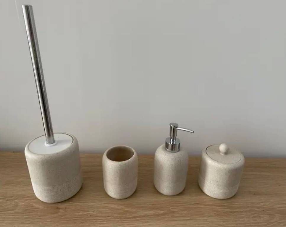 Portasapone: Badezimmer Set unbenützt – Nuovo e nell'imballaggio originale da Cham venduto da Dilan93 1