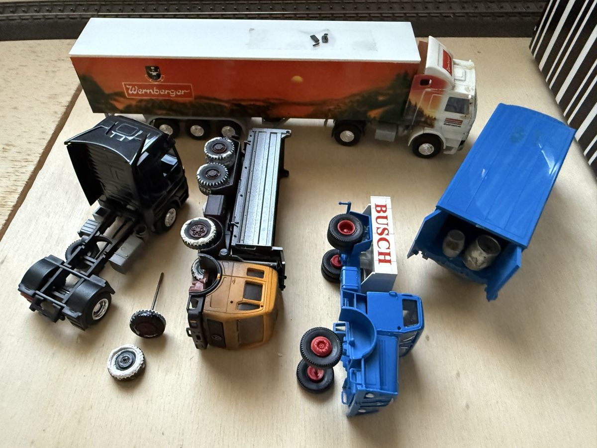 Herpa Kit di modellismo & Modellini statici: Divers modèles HO camions, LKW – Difettoso da Morrens VD venduto da YannD02 4