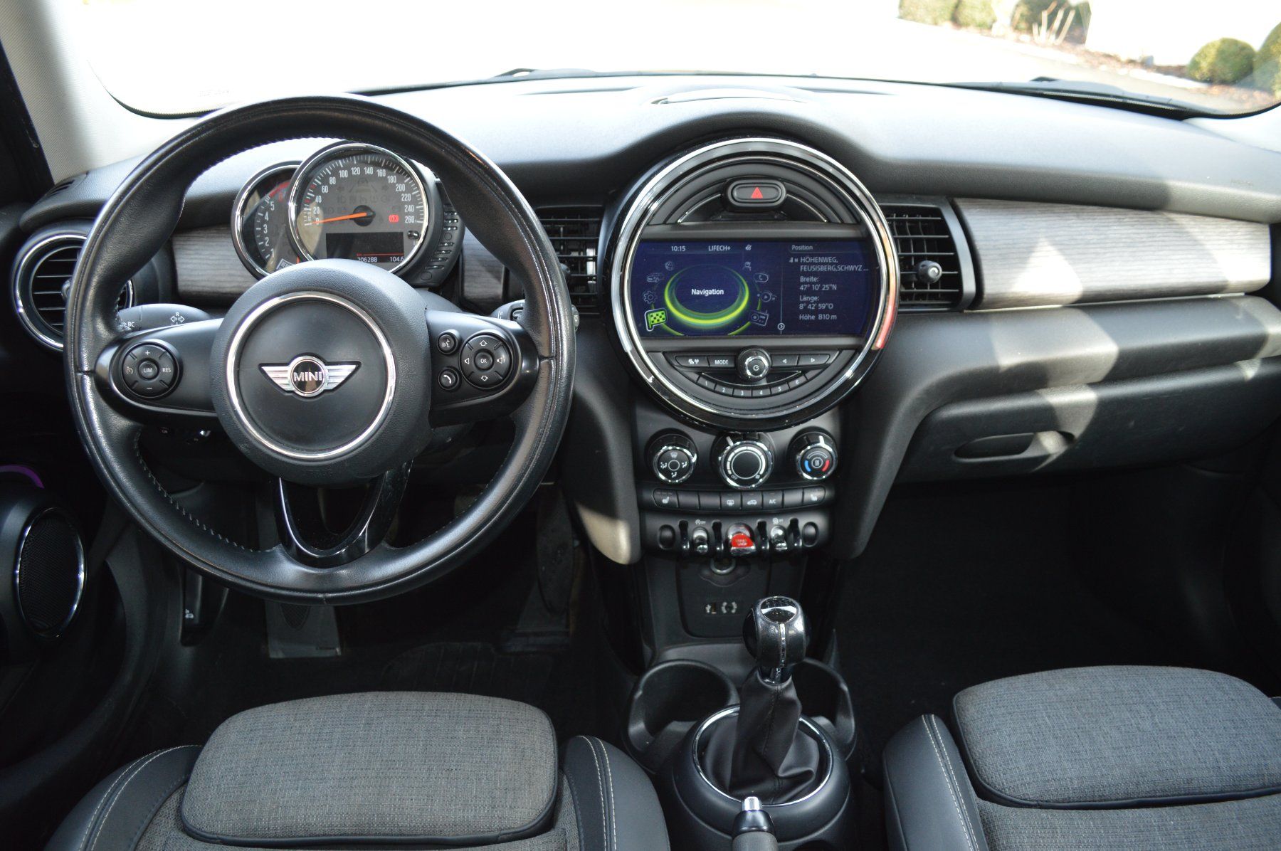 Mini Autos: Mini One DIESEL,  FRISCH AB MFK – Gebraucht aus Schindellegi von Dorfgarage2 5