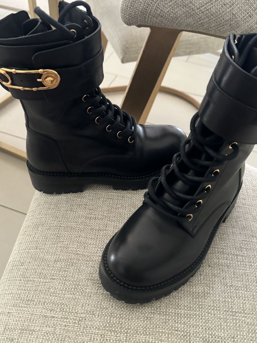 Versace Scarpe da donna: Versace Leder ,nie getragen. – Nuovo (secondo la descrizione) da Regensdorf venduto da csa_69gg 2