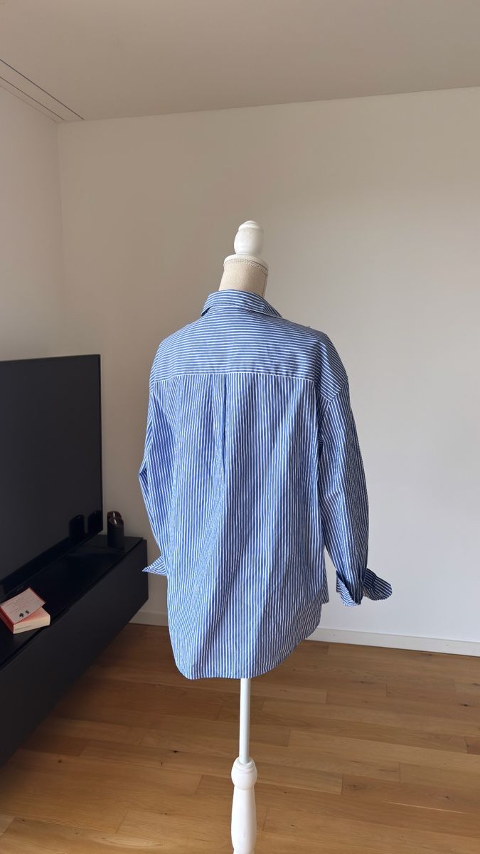 Max Mara Chemisiers: Bluse Weekend MaxMara Streifen blau weiss Grösse 34 – Neuf (Voir description) à Ramsen par Myclothesforu 1