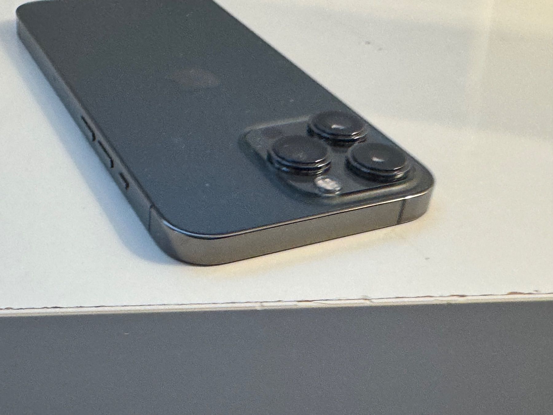 Apple Telefoni cellulari / Smartphones: Iphone 13 pro top fast keine gebrauchsspuren – Usato da Otelfingen venduto da Solon 6