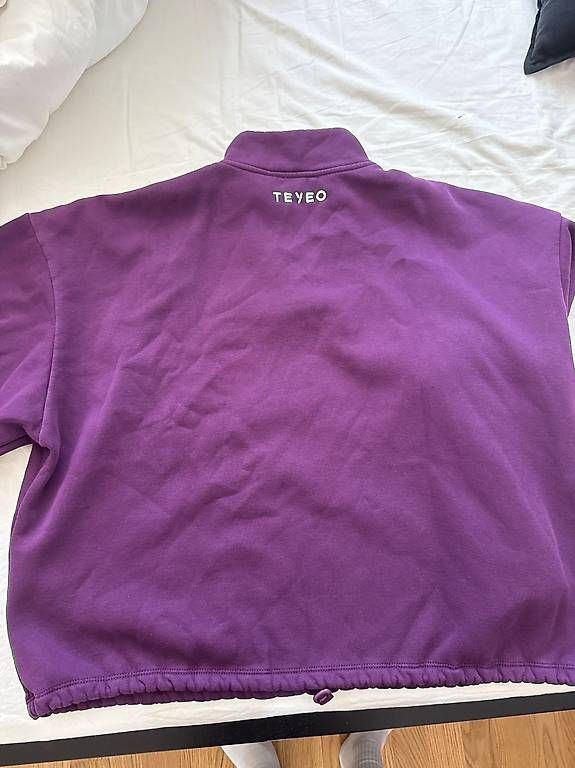 Maglioni & Felpe: Teveo Half Zip Sweater – Usato da Jegenstorf venduto da _alena_21 1