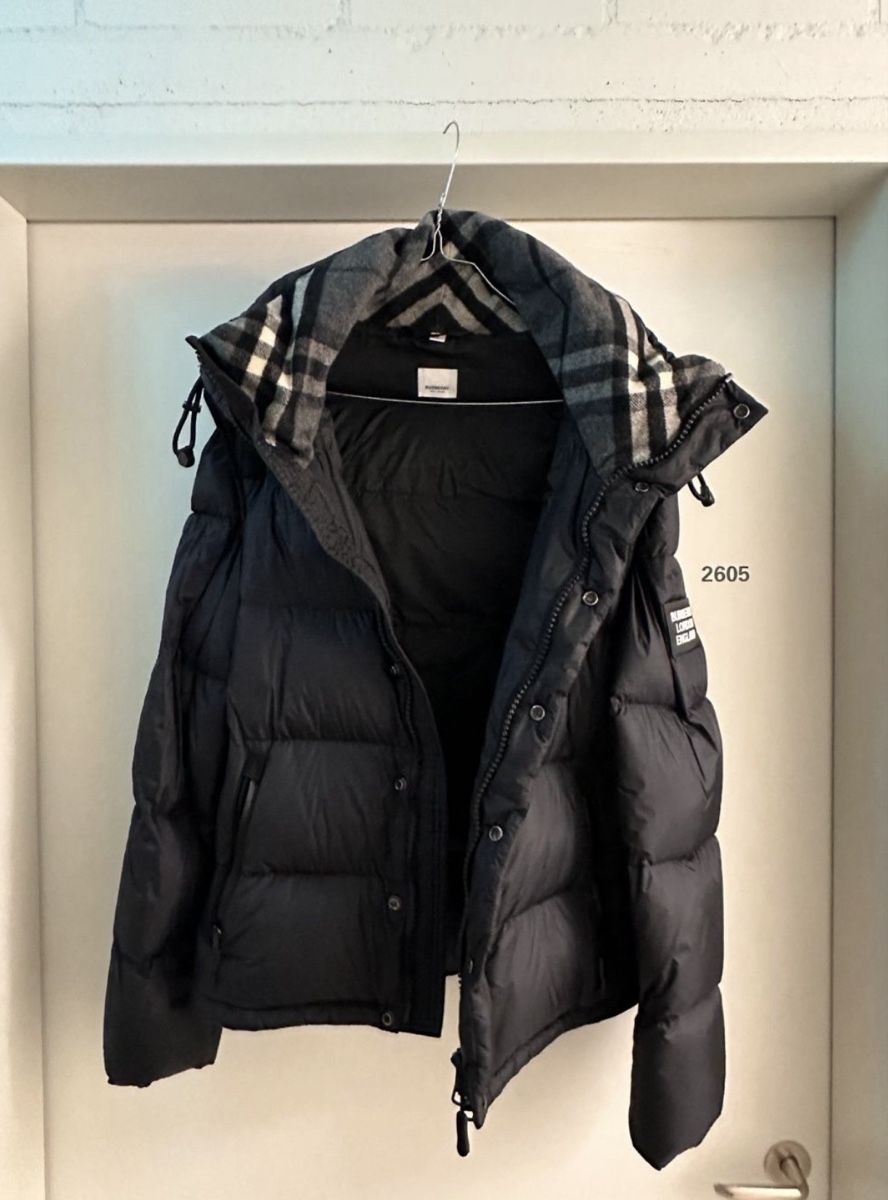 Burberry Giacche: Burberry Daunenjacke – Usato da Zürich venduto da mu3ad 3