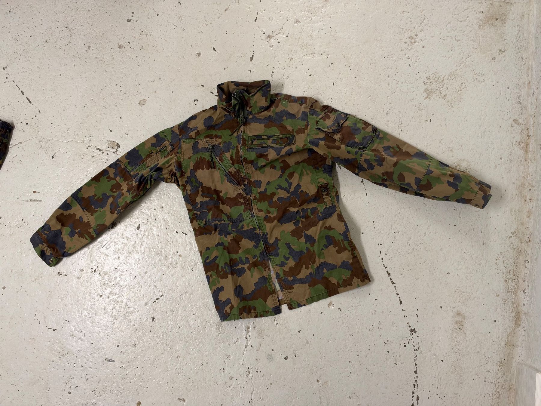 Schweizer Armee Uniformi: Schweizer Armee Overall Tarnmuster Camouflage – Usato da Zürich venduto da 888simon888 5