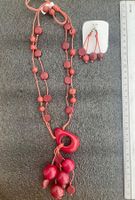 Halskette mit Ohrringen aus Taguanüsse, Sommer Look