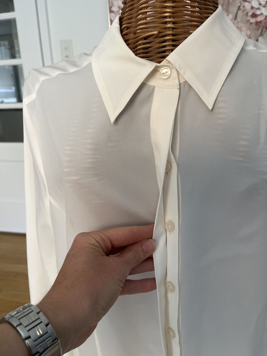 Blusen: Elegante Bluse in Creme, Sixth Sense, 44 – Gebraucht aus Solothurn von Bobesch08 2
