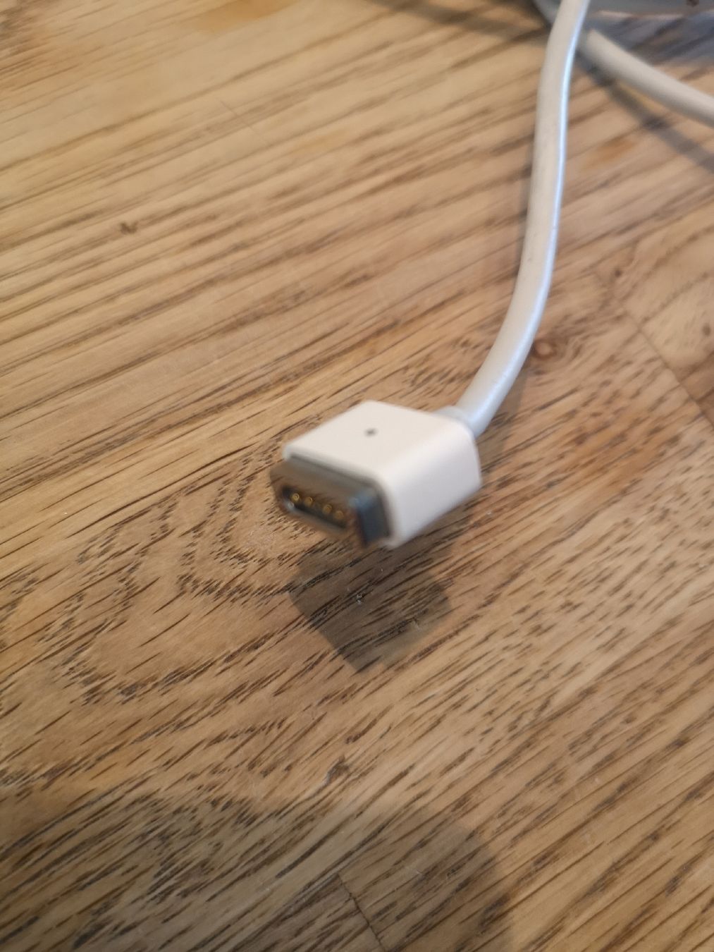 Apple Caricabatterie: Apple 85w portable power adapter A1172 – Usato da Forch venduto da Hakyboss 2