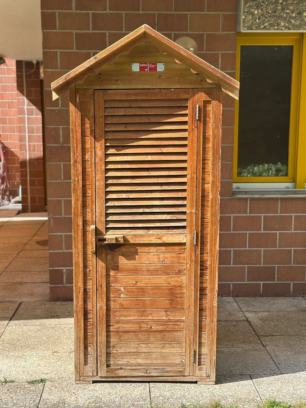 Schränke: Holzschrank Gartenschrank – Gebraucht aus Kloten von Mur-phi