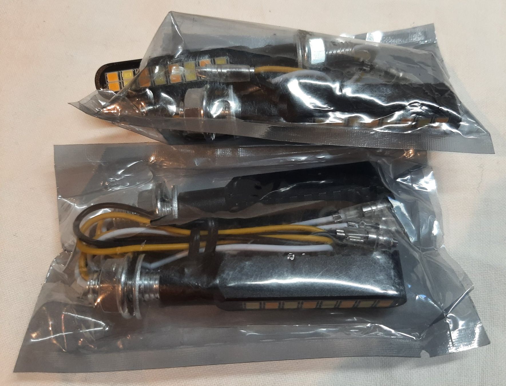 Alle Motorradersatzteile: LED Blinker Set für Motorrad – Neu und originalverpackt aus Wilderswil von SFSw 6