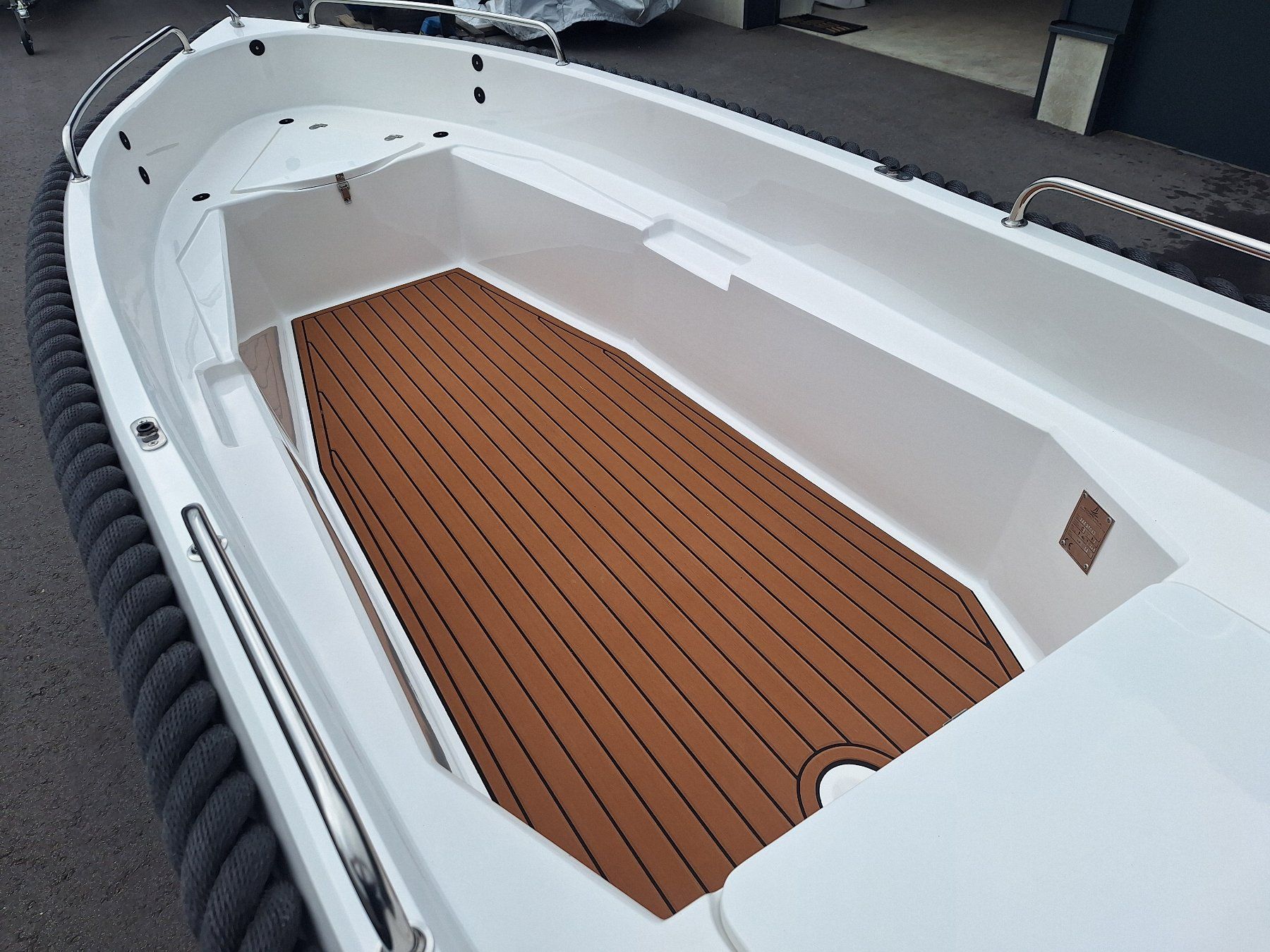 Barche: LAGERND NEU 390 Classic Boot Motorboot GFK Boot Badeboot – Nuovo e nell'imballaggio originale da Aigen Schlägl venduto da Fuchs-Boote 2