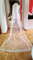 Brautschleier ivory lang Spitze Kristall