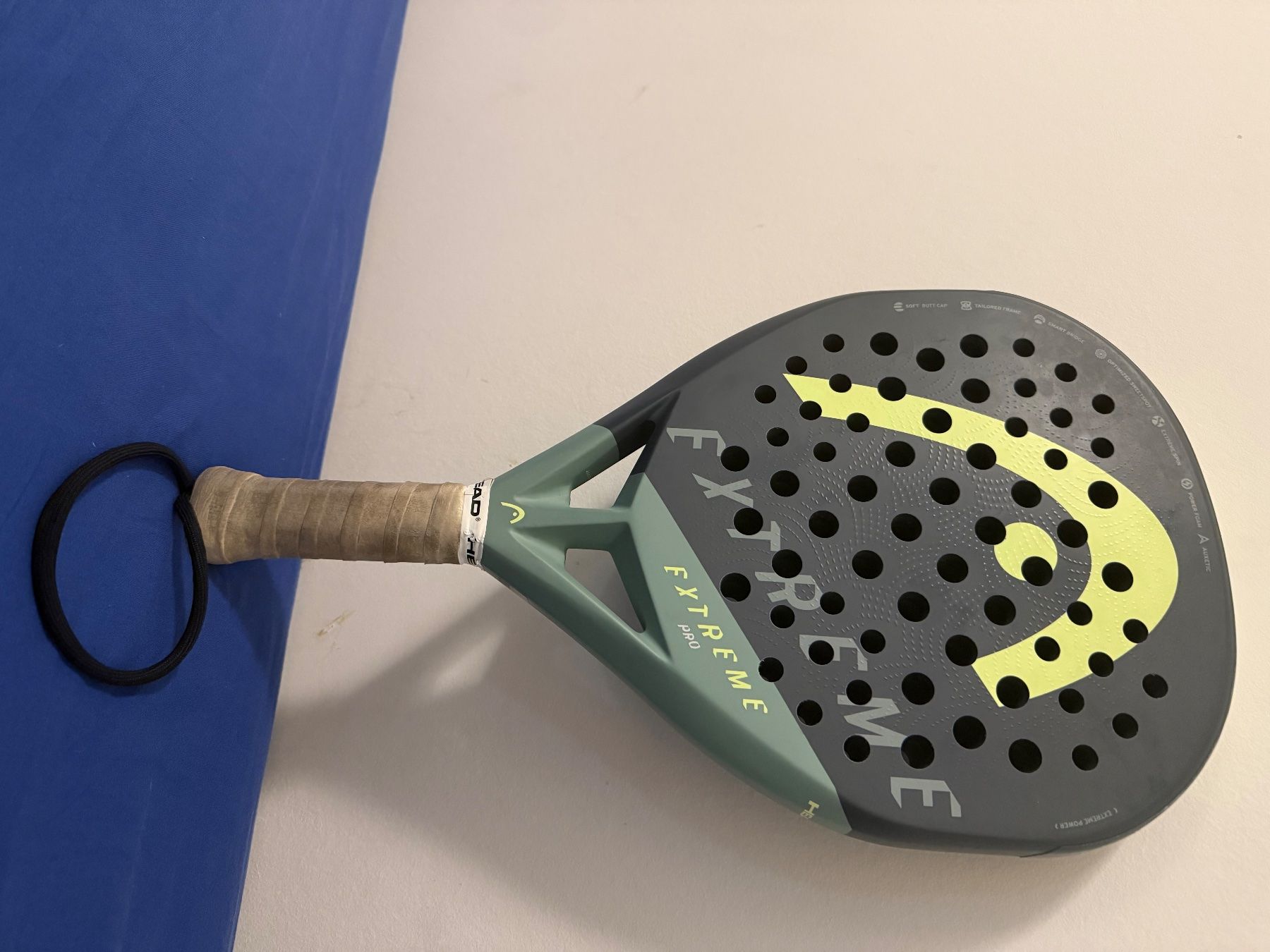 Head Raquettes: Padel Racket Head Extreme Pro - Excellent condition – D'occasion à Hermance par SaleNinjA 1