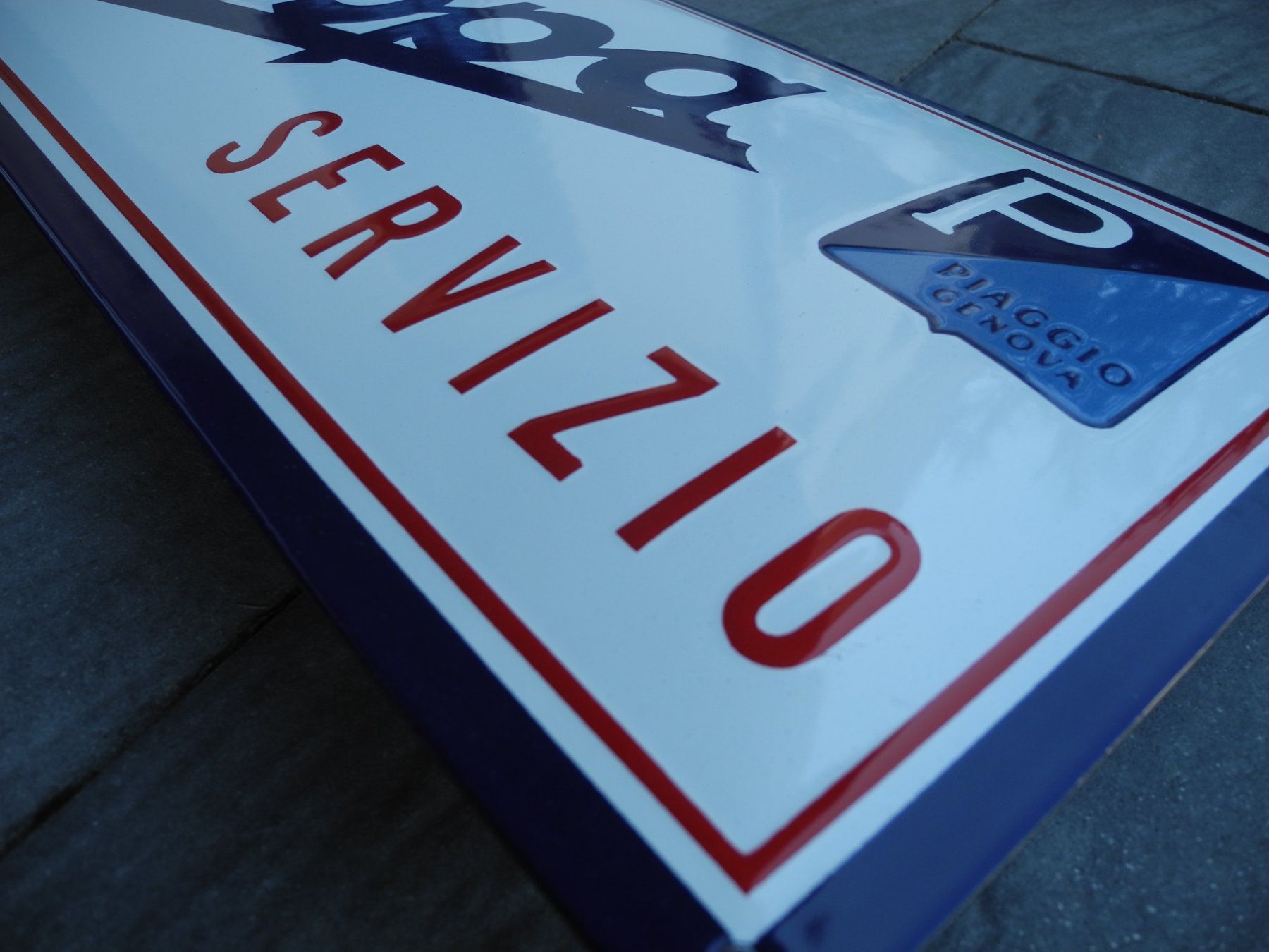 Vespa Insegne: GROSSES VESPA EMAILSCHILD – Usato da Reinach AG venduto da Huckleberrysix 2