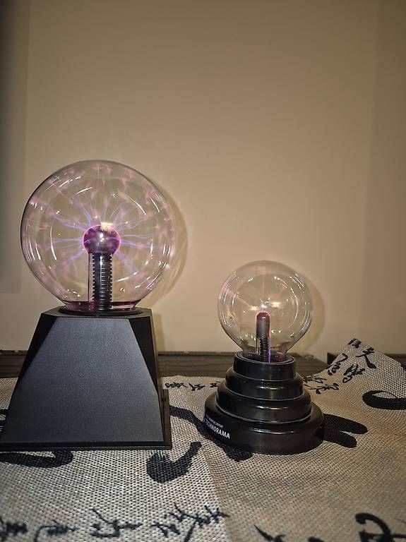 Lampen: 2 Plasmakugeln – Gebraucht aus Wettingen von Stiba_07
