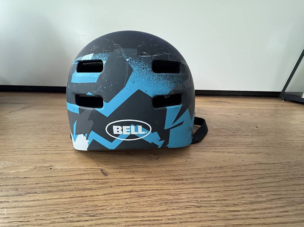 Caschi: Casque Bell – Usato da Ursy venduto da LiloNorma 1