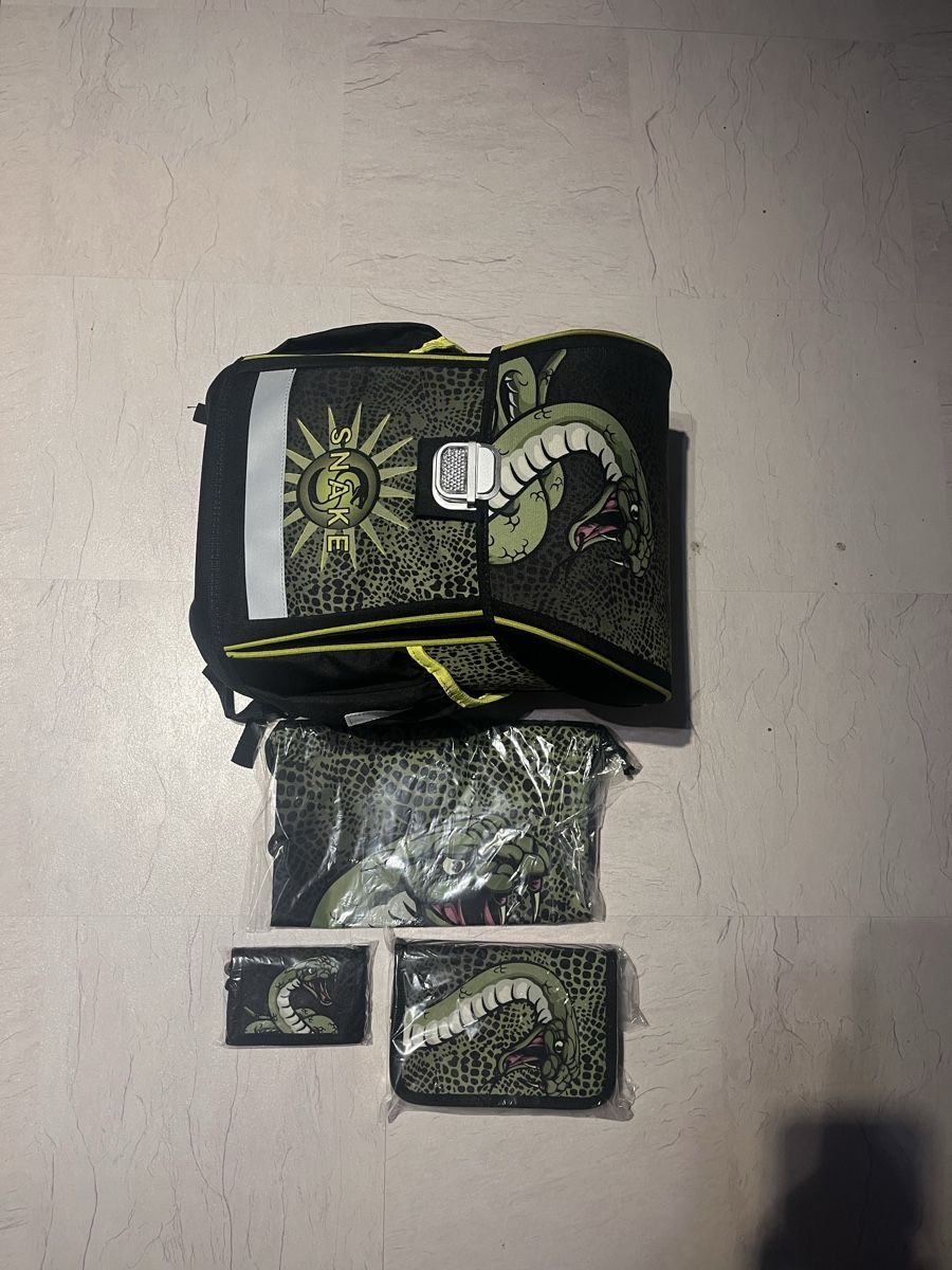 Borse & Zaini: Neuee Schulranzen-Set "Snake" – Nuovo e nell'imballaggio originale da Eschlikon TG venduto da murati123