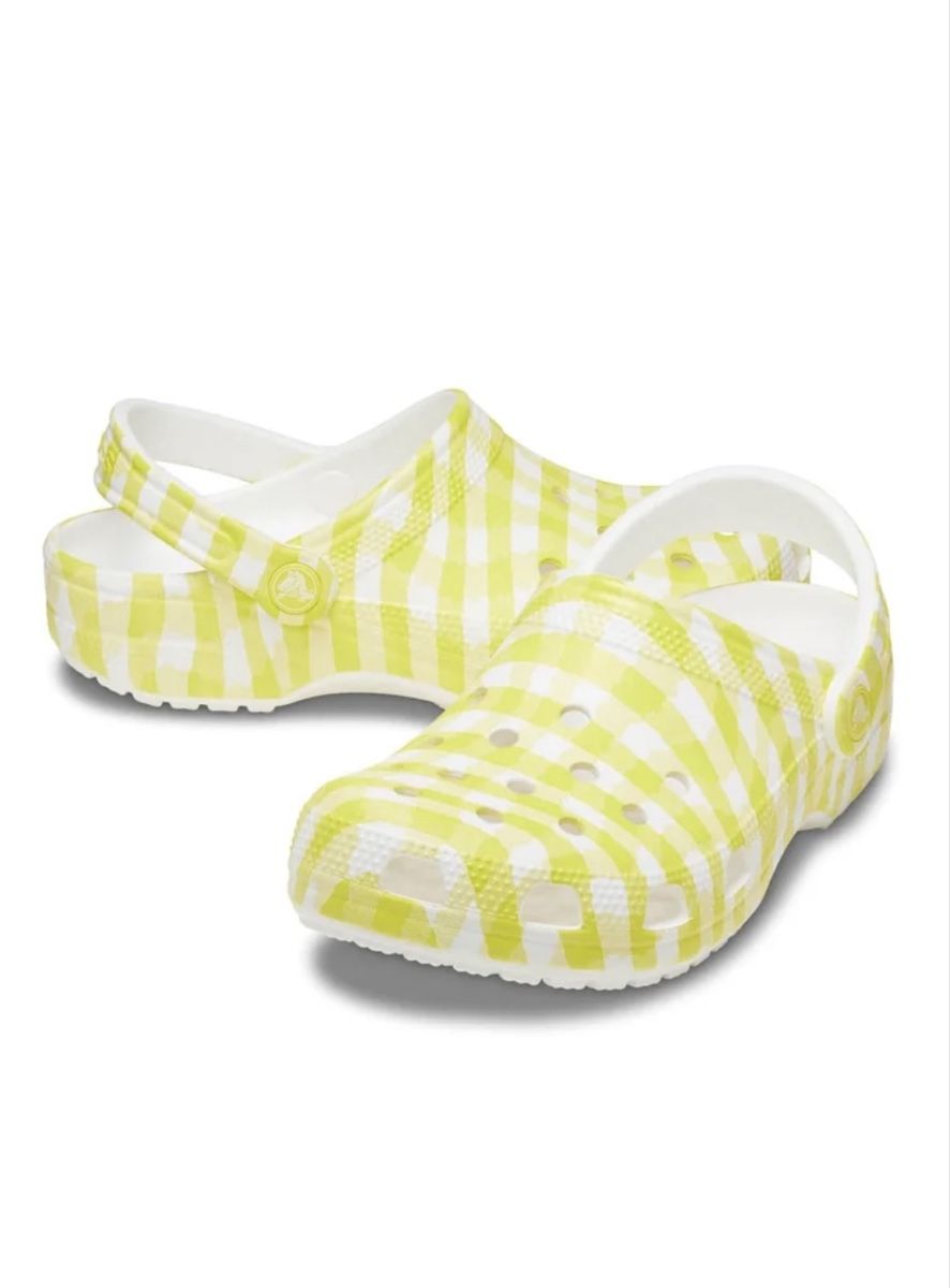 Crocs Herrenschuhe: Crocs Taille 37/38 – Neu und originalverpackt aus Orbe von D-stockFactory-Orbe