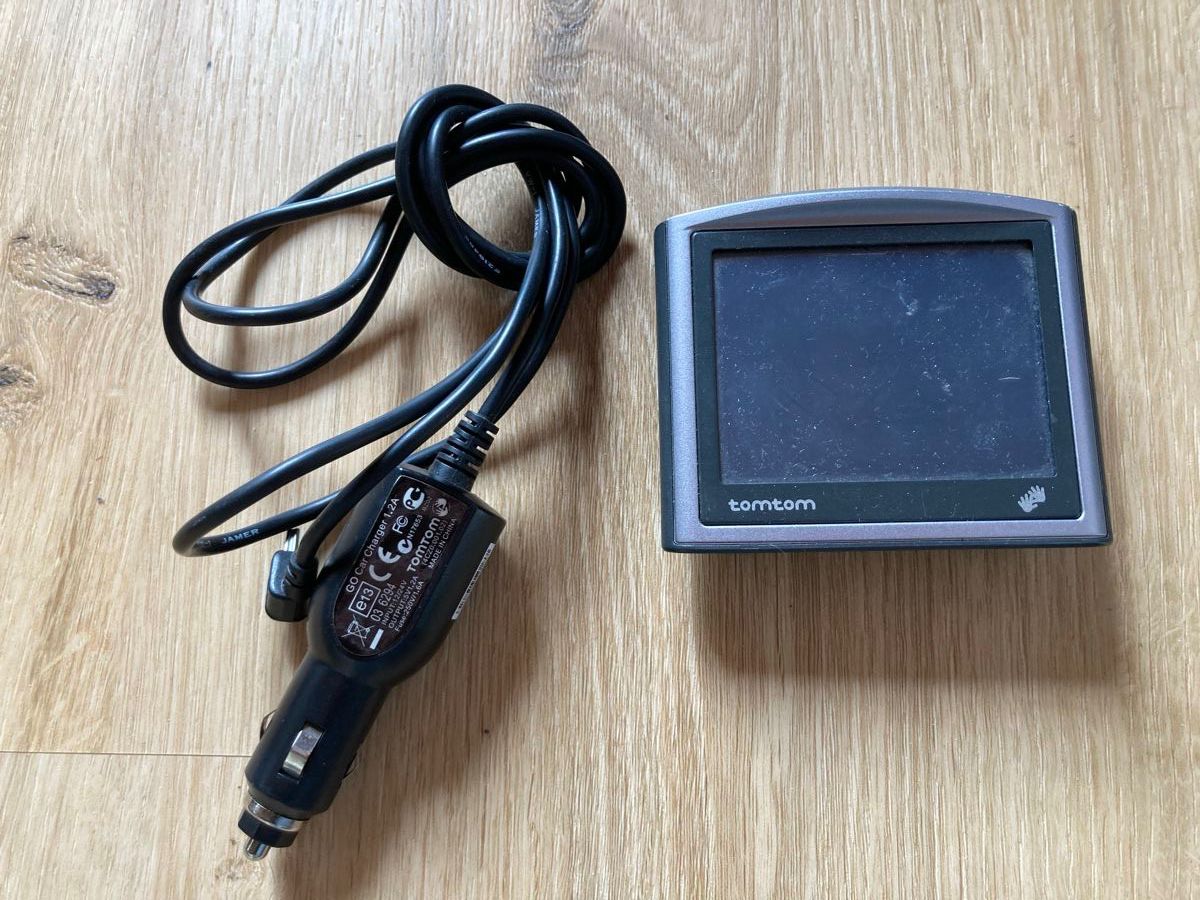 Tomtom Navigationsgeräte: TomTom One Navi! – Gebraucht aus Wichtrach von Queensparkunite
