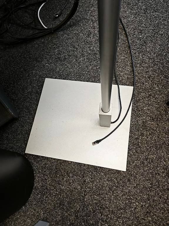 Lampade: Ständerlampe zu verkaufen mit Sensor – Usato da Niederhasli venduto da Sunbeam7 2