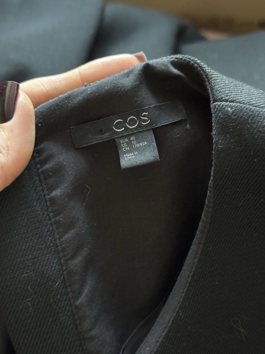Cos Vestiti: COS Black Dress, Size 40, Wool Mix – Usato da Turbenthal venduto da elizameise 2
