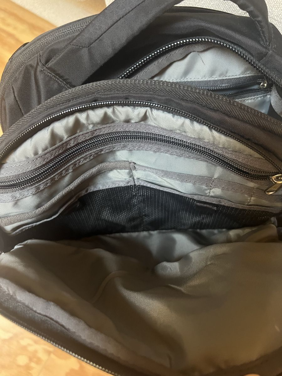 North Face Zaini: The North Face - Surge backpack - Excellent condition  – Usato da Le Châble VS venduto da jud_syz2 5