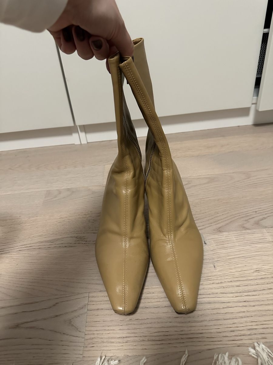 Zara Scarpe da donna: Zara Leder Stiefeletten Gr. 39 – Usato da Muttenz venduto da Tschulietta_105 1
