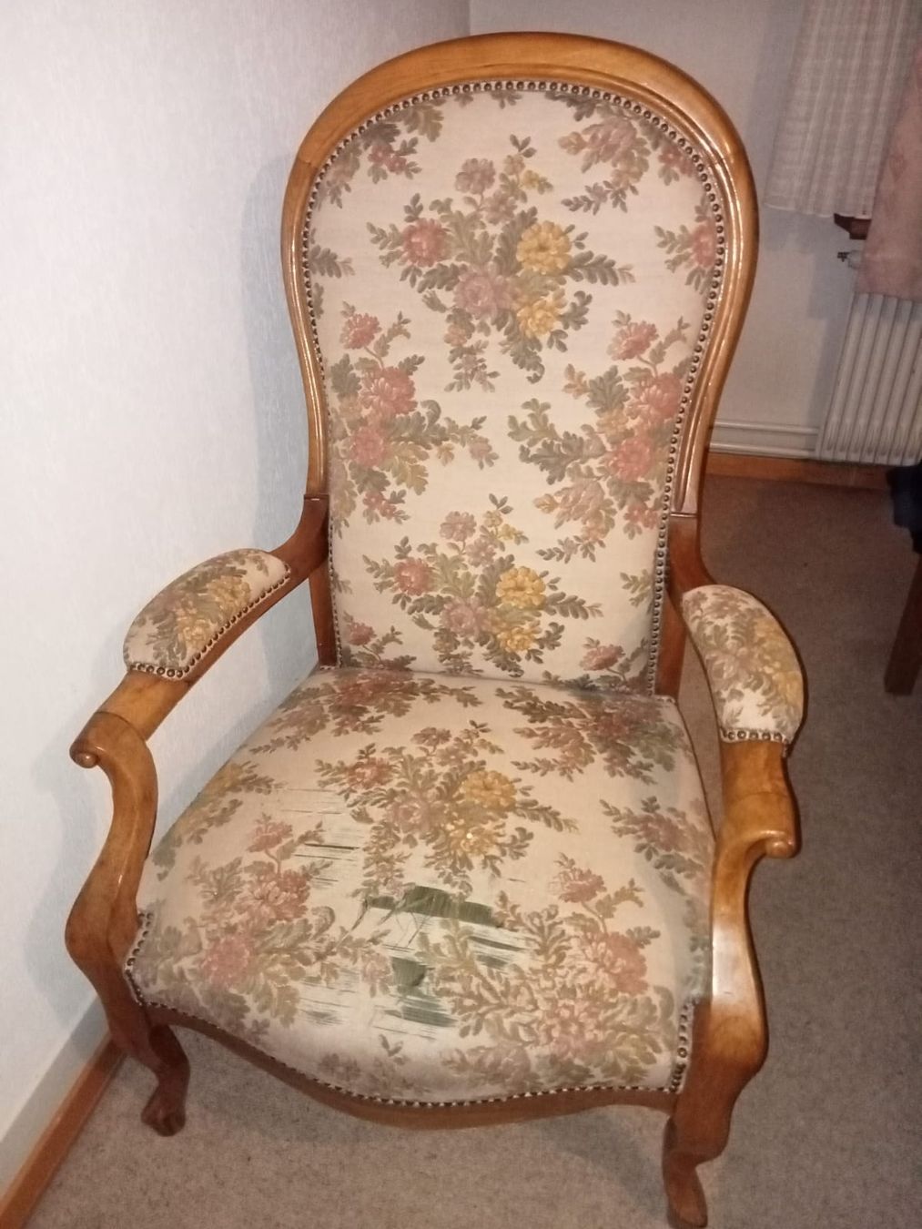 Poltrone: Vintage Lois XV Sessel – Usato da Unterseen venduto da urlaub4you