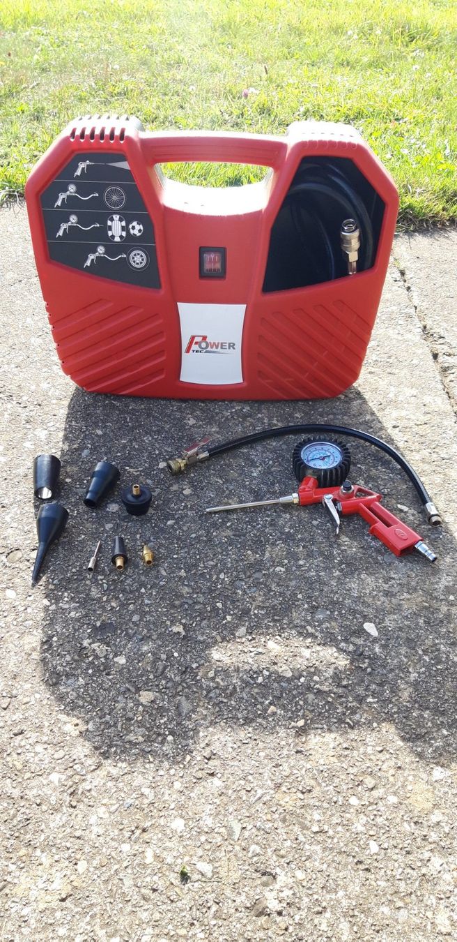 Compressori: Compresseur portable avec accessoires – Usato da Le Cerneux-Veusil venduto da Ruthm