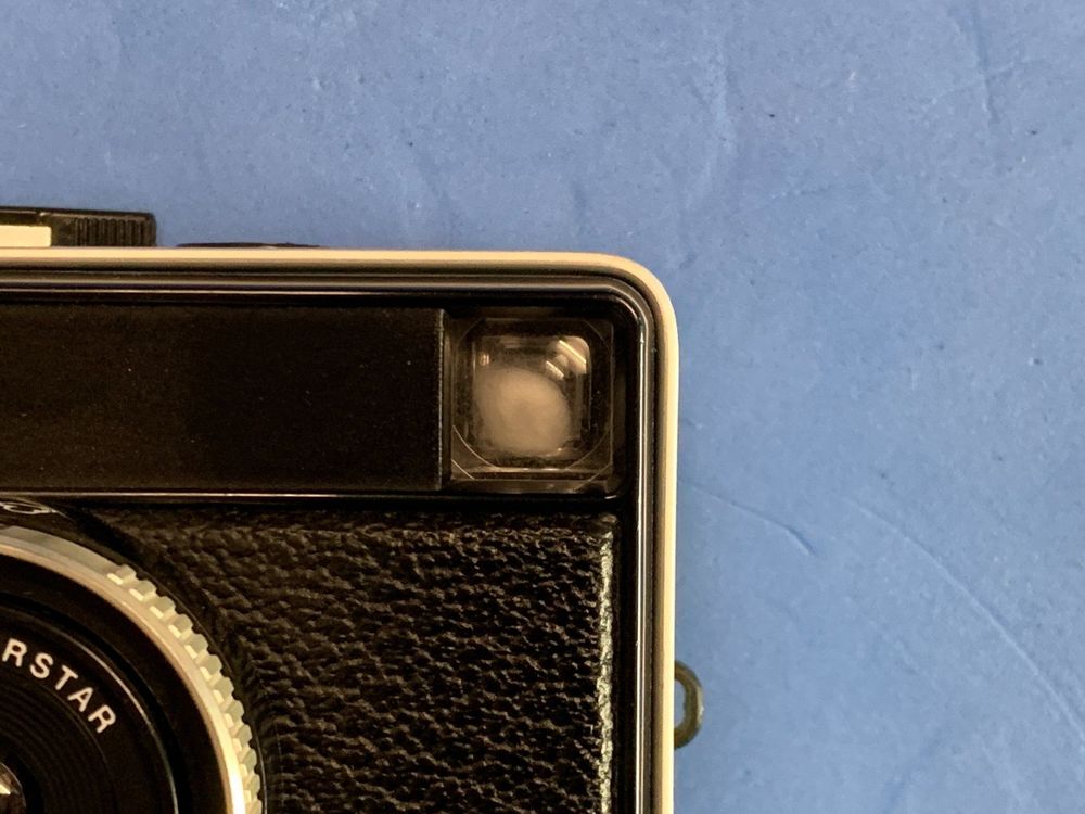 Appareil photo vintage AGFAMATIC 508 sensor (459) (Gebraucht) in La Chaux-de-Fonds für CHF 15
