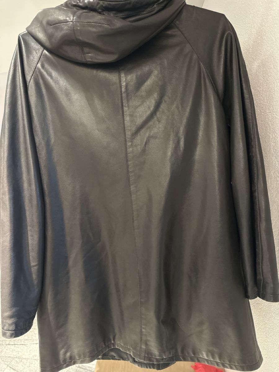 Bally Giacche: Bally Lederjacke schwarz Gr. 42 – Usato da St. Gallen venduto da Ursula66 1