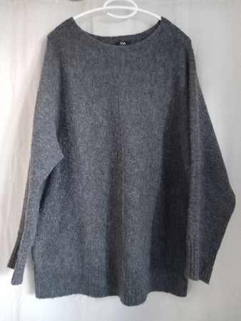 Pull gris foncé en maille