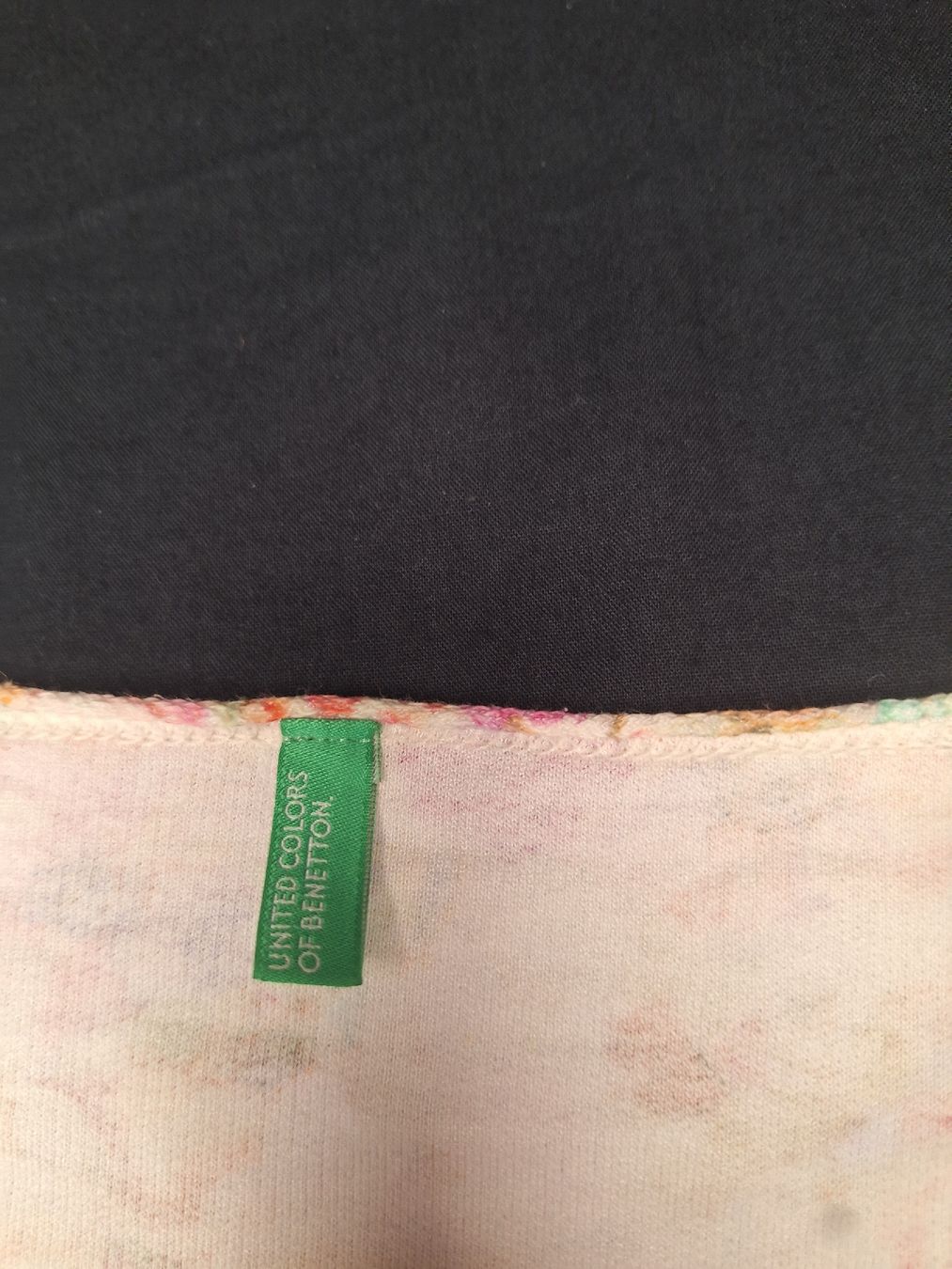 Benetton T-Shirts: Blumen Shirt Gr.S Benetton – Neu (gemäss Beschreibung) aus Adlikon b.Regensdf von che_xxb9 3
