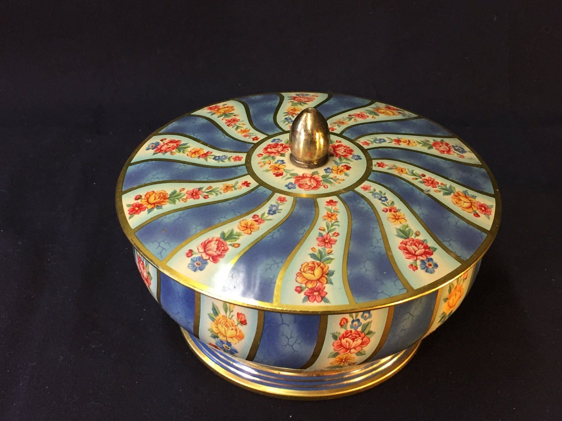 Zuccheriere: Wunderschöne Vintage Blech Dose – Usato da Schaffhausen venduto da vintageworld 1