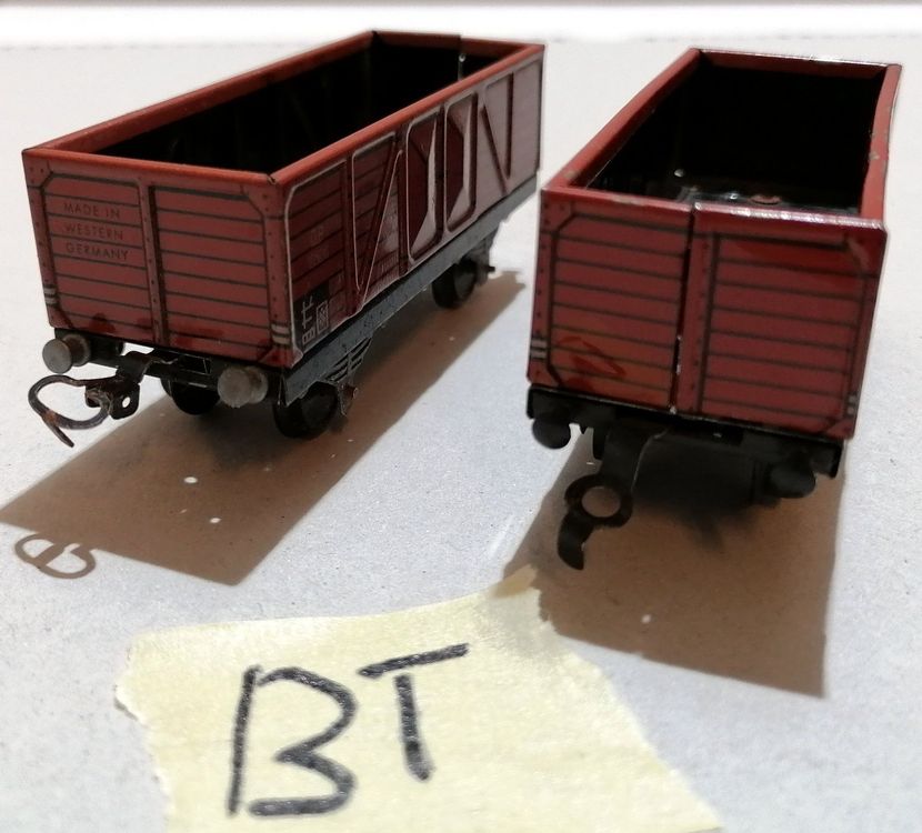 BING / TRIX EXPRESS / TTR METAL HO WAGON TOMBEREAU A BOGIES BRICK