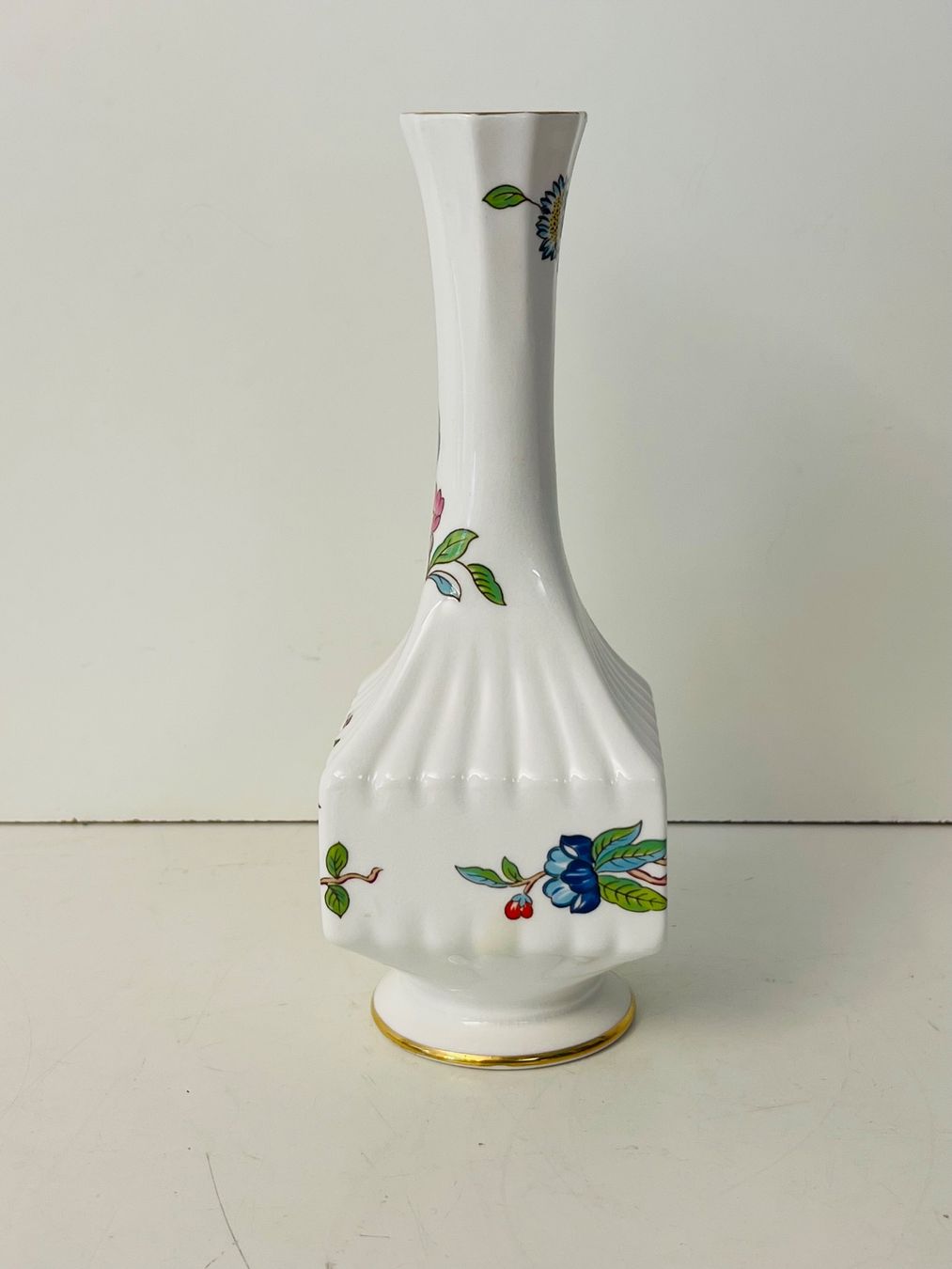 Vasi & Recipienti: AYNSLEY Fine Bone China Vase Pembroke – Usato da Zürich venduto da Arche_Brockenhaus 2