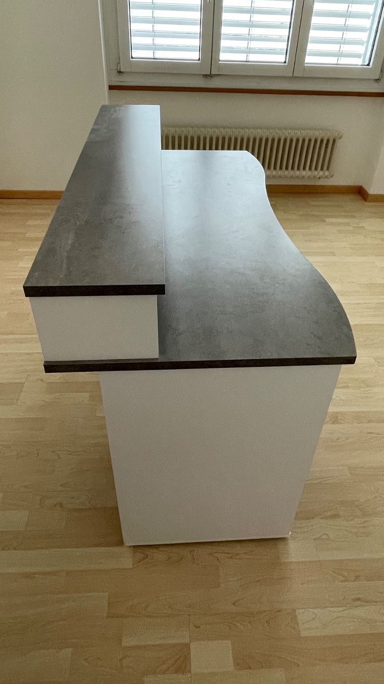 Bureaux: Schreibtisch Conforama – D'occasion à Winterthur par luc_n5rb 5