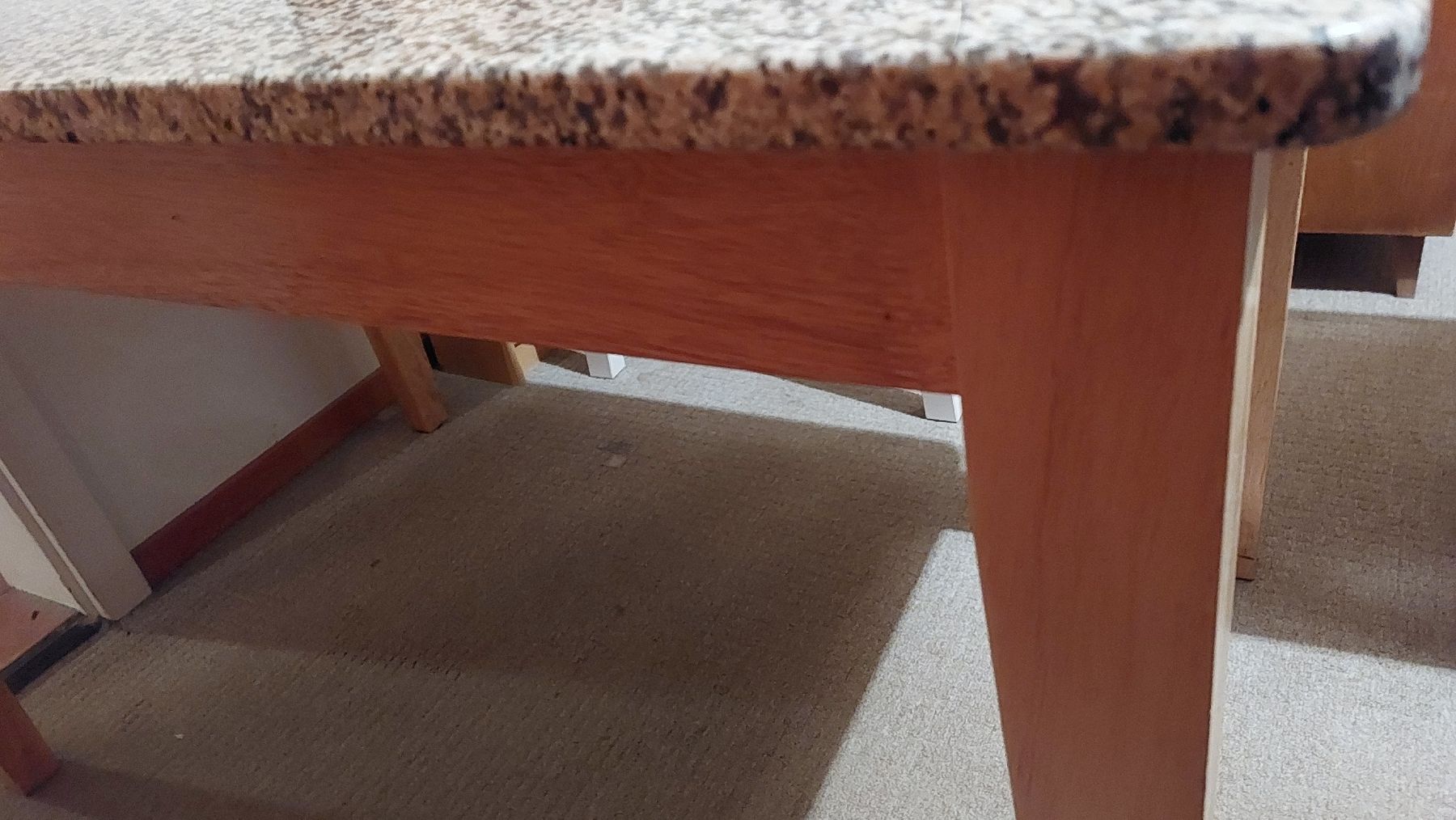 Tavoli: Granitsteinplatten-Tisch – Usato da Thörigen venduto da Mairitterling 1