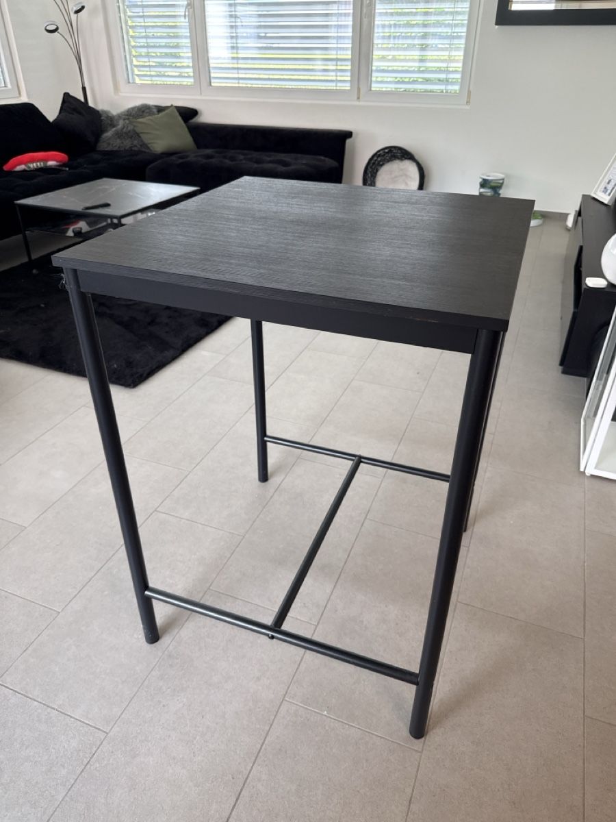 Tavoli: Tisch ikea Samsberg (hoch)  – Usato da Niederönz venduto da _.sg11._