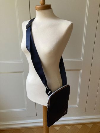K-WAY BAG TRAVEL BAG UNISEX, NAVY, LIKE NEW!