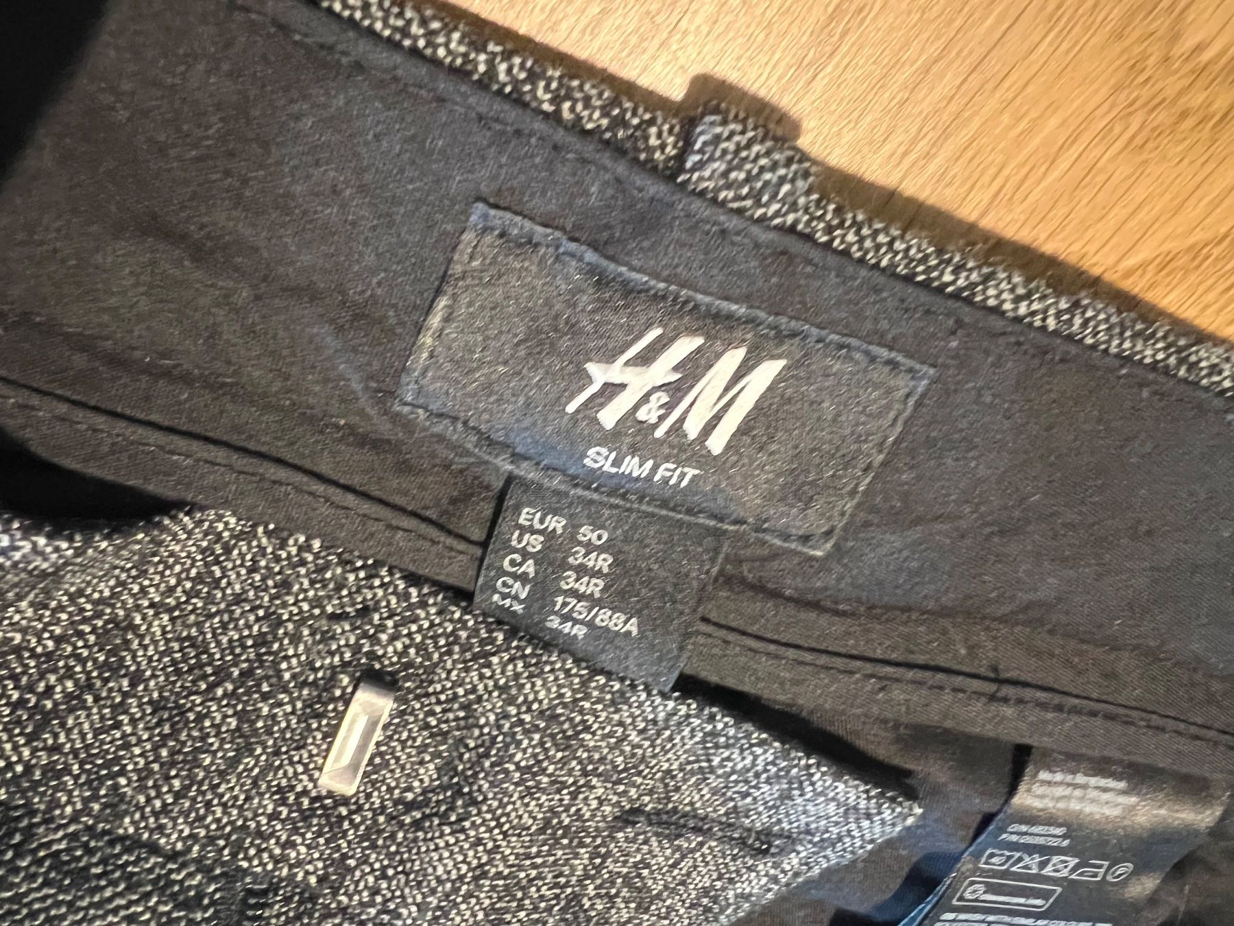 H&M Pantaloni: H&M Hose Gr. 50 – Usato da Altendorf venduto da wqv_97 2