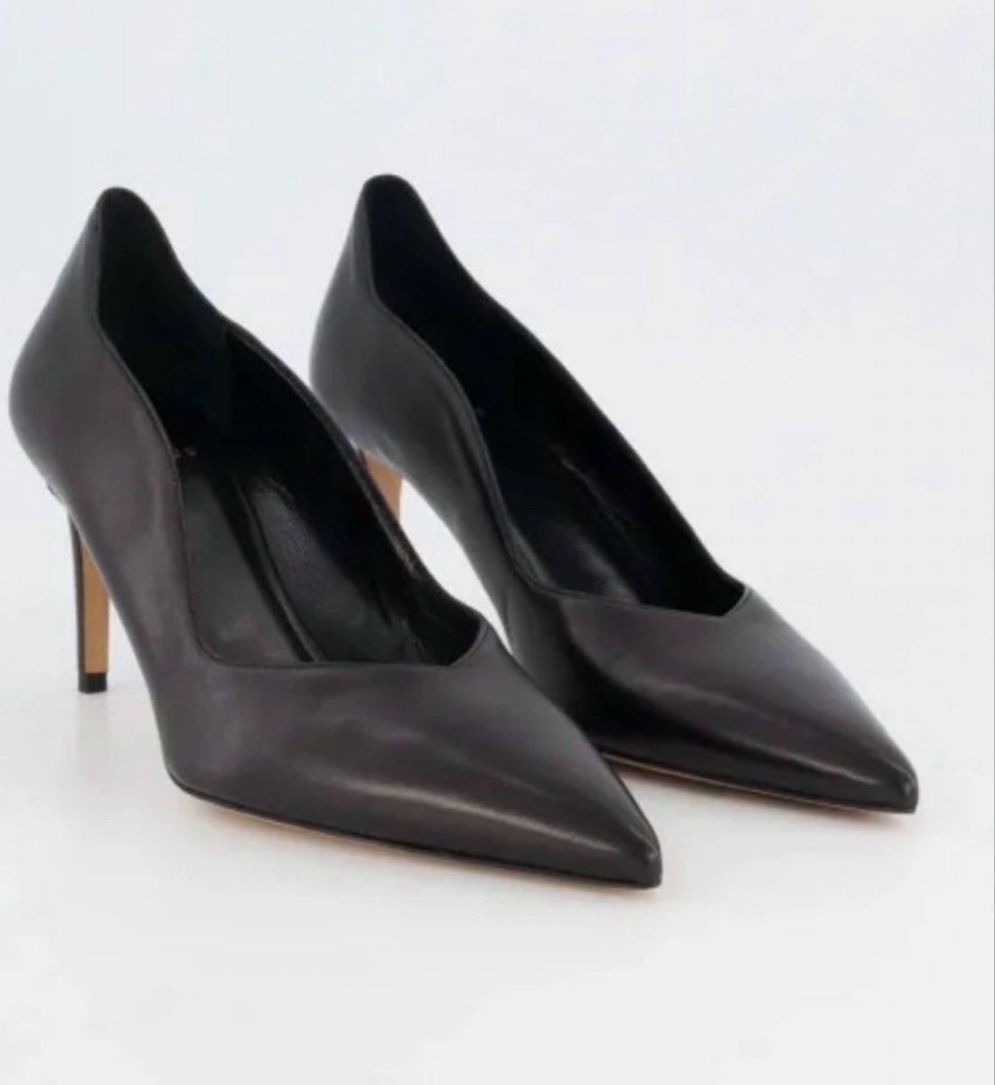 Globus Scarpe da donna: New Globus Black Leather Pointed Heels - Size 37 – Nuovo e nell'imballaggio originale da Sementina venduto da NinaDel 1