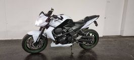 Sehr gepflegte Kawasaki Z750 ABS