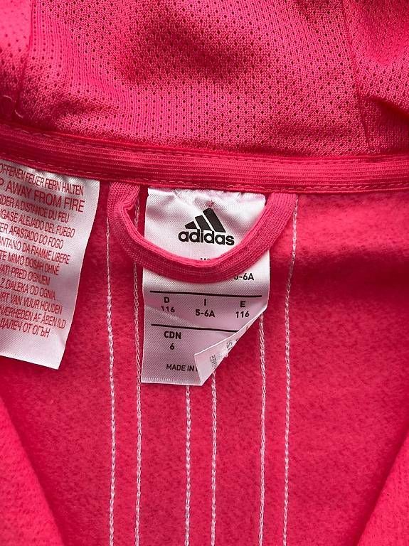 Adidas Jacken & Mäntel: Adidas Sweat Kaputzen Jäckli Gr.116 – Neu (gemäss Beschreibung) aus St. Gallen von Bhallo01 2