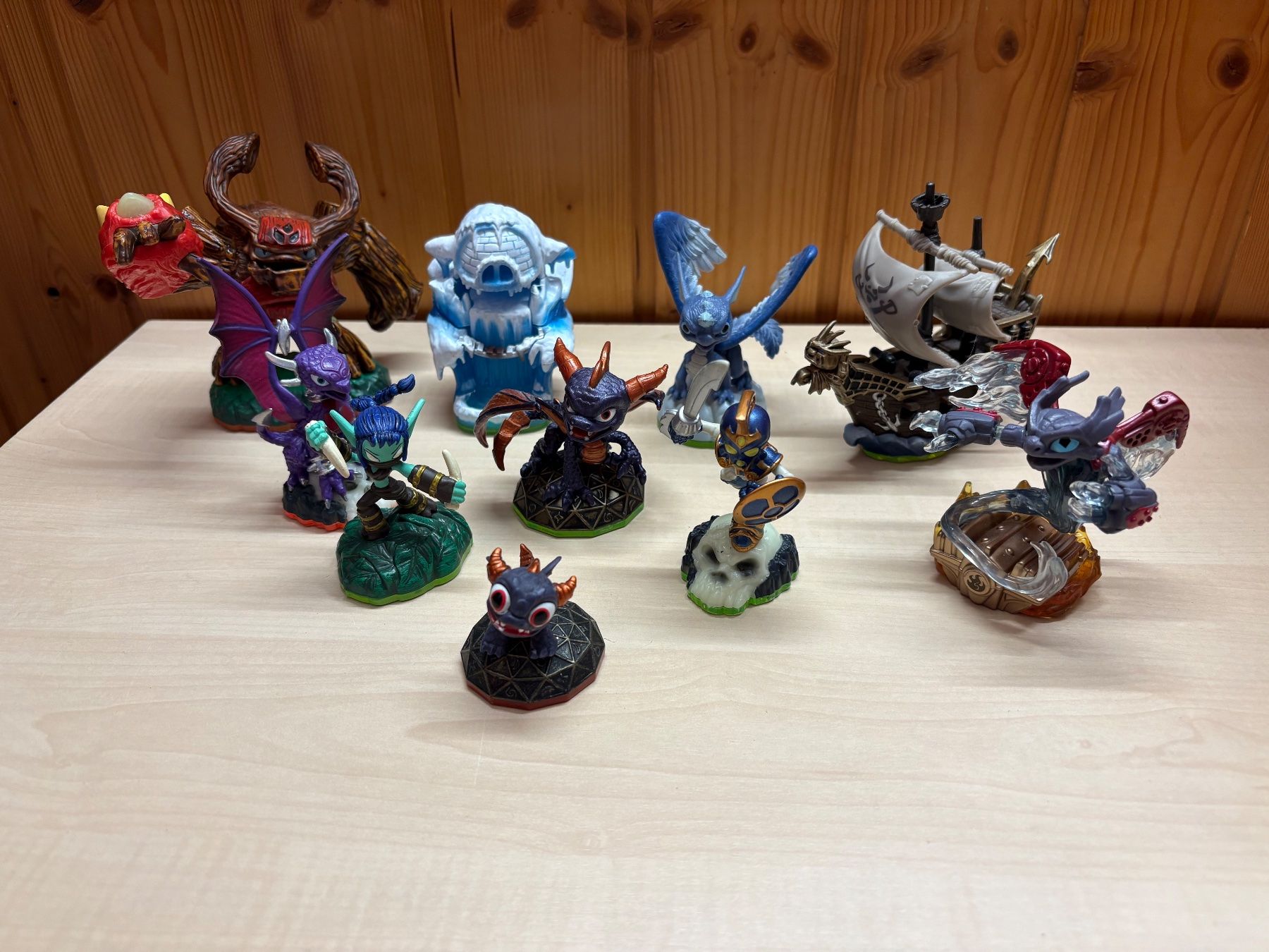 Statuette: Skylanders Figuren 10 Stk. / Activision – Usato da Rümligen venduto da Sibill