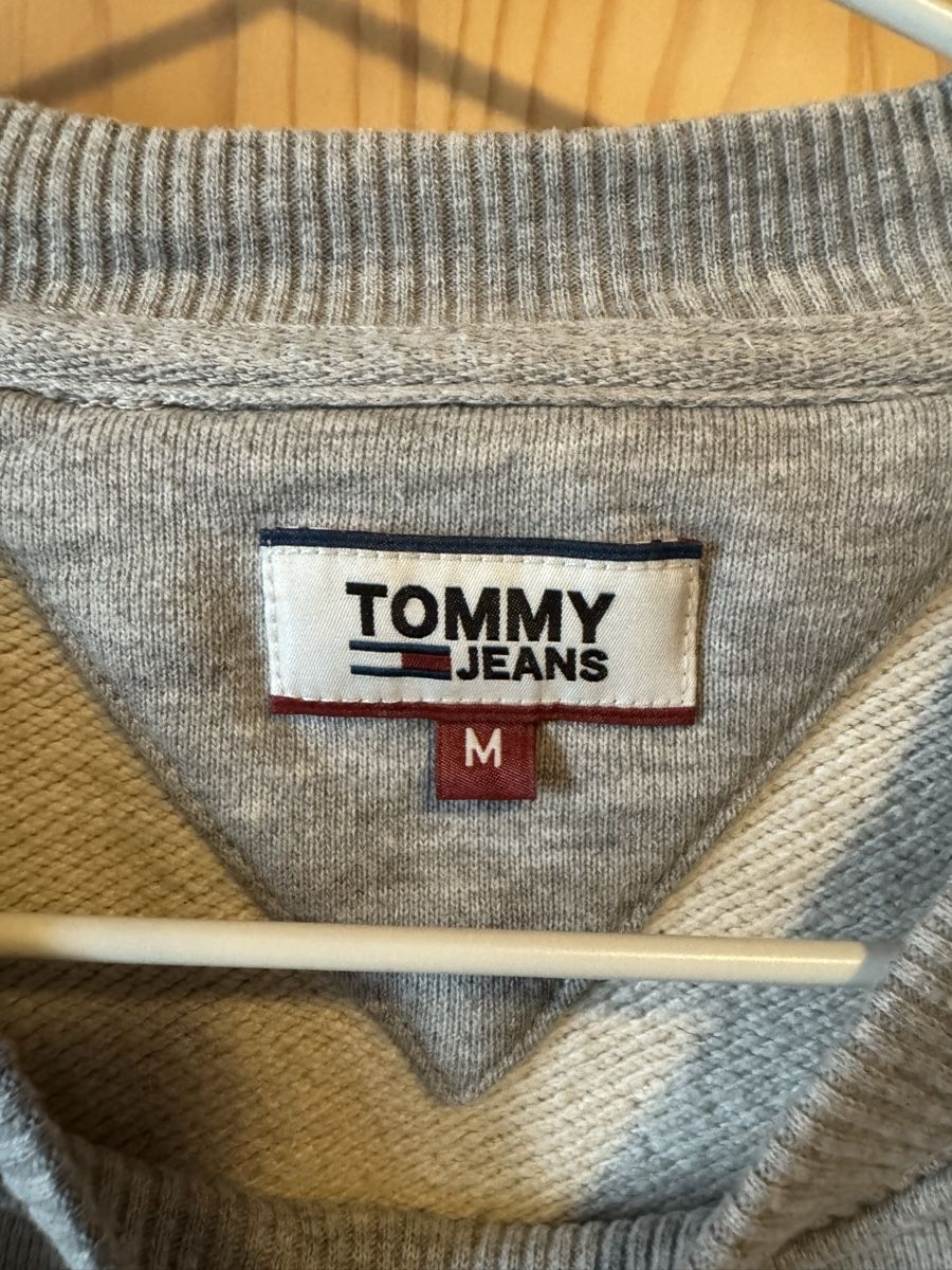 Tommy Hilfiger Maglioni & Felpe: Tommy Jeans Pullover, Gr. M, Grau, Top Zustand! – Usato da Hergiswil NW venduto da kaufe_bei_kaufmann 4