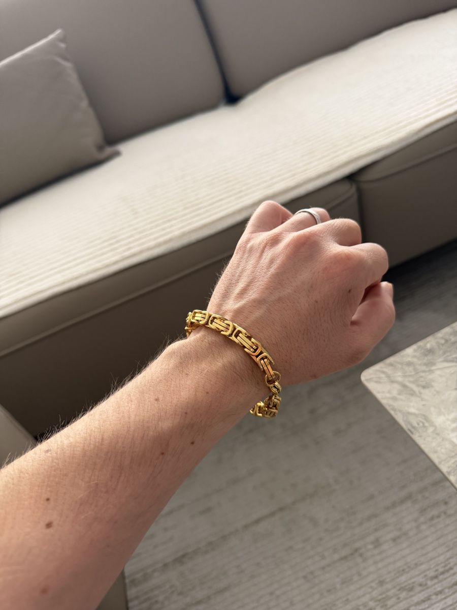 Armbänder & -reifen: Gold 18K 8mm Armband Herren – Neu und originalverpackt aus Kriens von Luxora 1